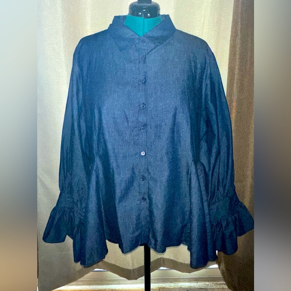 Women’s denim style long ruffle sleeve button up Sz 3x